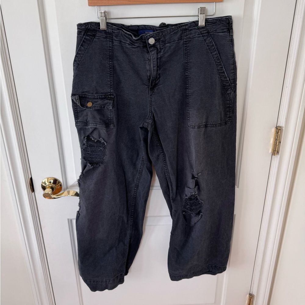 Anthropologie Cargo Pants Distressed Barrel Leg 31